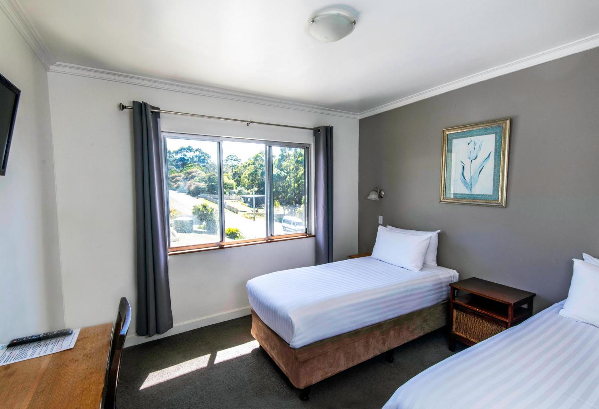 Lufra Beachside Hotel Eaglehawk Neck Extérieur photo