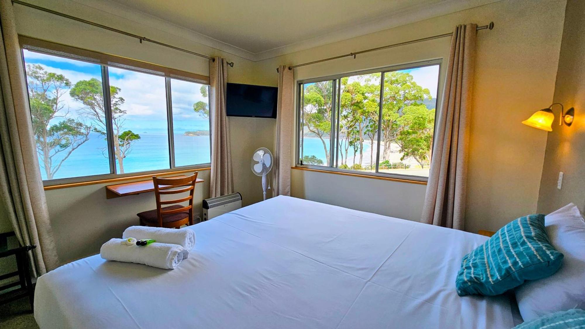 Lufra Beachside Hotel Eaglehawk Neck Chambre photo
