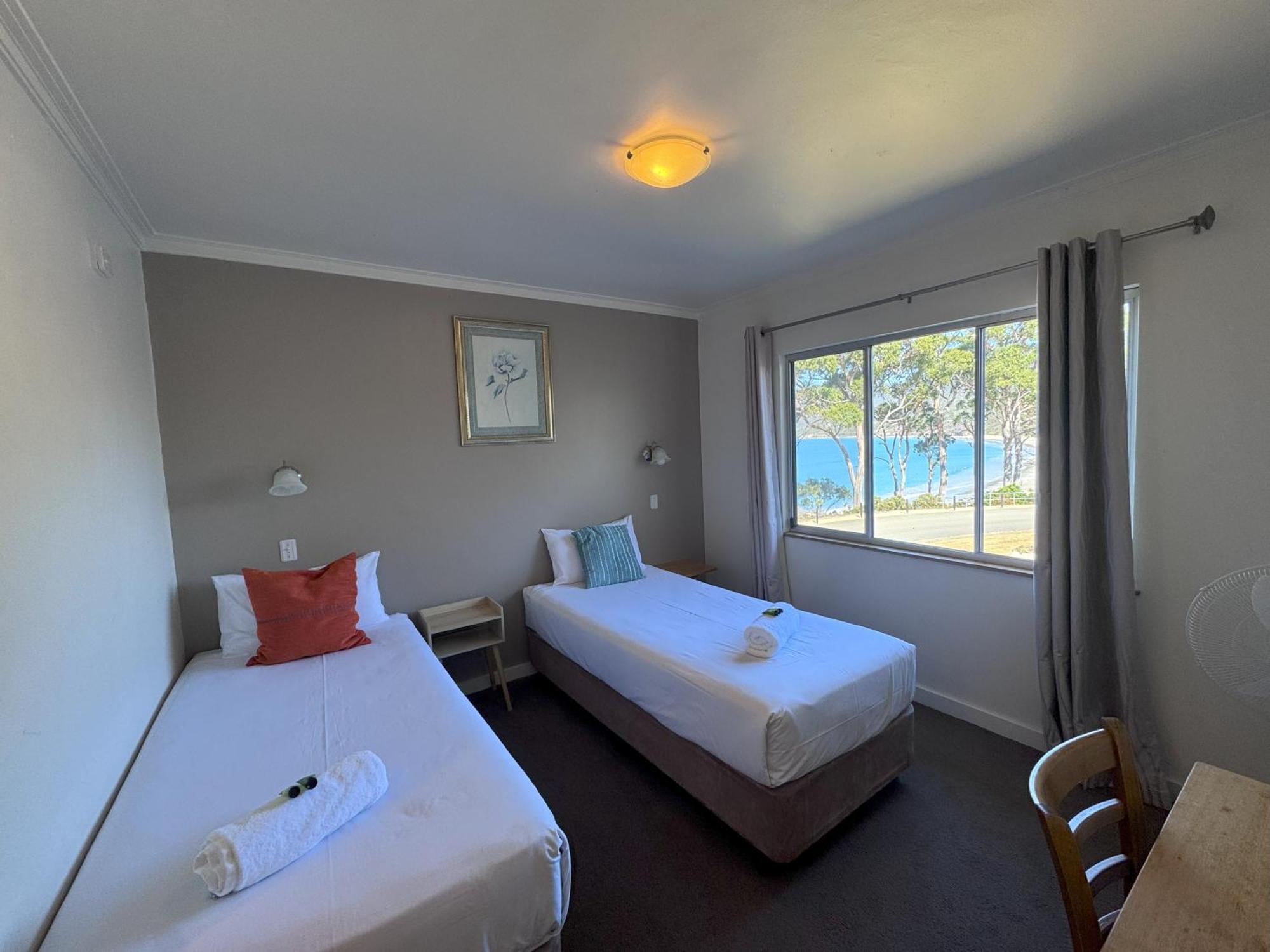 Lufra Beachside Hotel Eaglehawk Neck Chambre photo